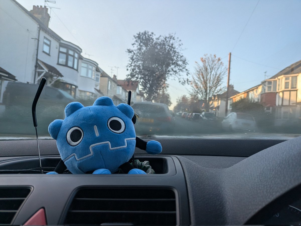 bramreth's tweet image. Me and the gobot are on a little outing to GodotCon ✨