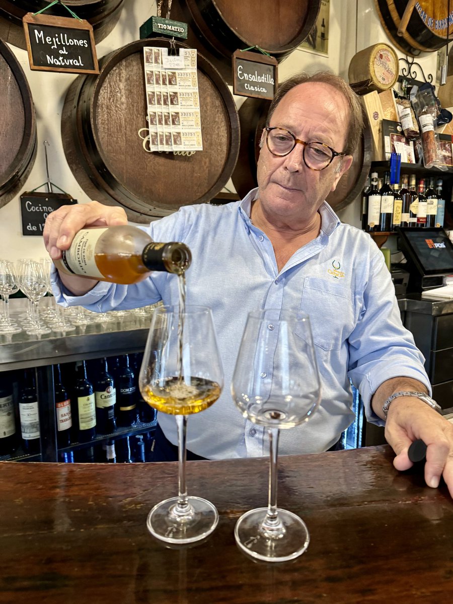 Shawn Hennessey ☀️🍷 (@sevillatapas) on Twitter photo It’s #FlorFriday! 🥂 With Camborio Fino en Rama by <a href="/BJuanPinero/">Bodegas Juan Piñero</a> at <a href="/manolocateca/">Taberna Manolo Cateca</a> #sevilla #sherry #sherrylovers #fino #azaharsherry It’s #FlorFriday! 🥂 With Camborio Fino en Rama by <a href="/BJuanPinero/">Bodegas Juan Piñero</a> at <a href="/manolocateca/">Taberna Manolo Cateca</a> #sevilla #sherry #sherrylovers #fino #azaharsherry