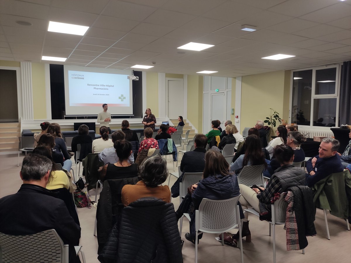 Réunion des pharmaciens d'officine et des hôpitaux du GHT au Campus santé du <a href="/CHLaval53/">CH Laval</a> . 
🤝Un temps de rencontre et d'échange entre professionnels pour mieux travailler ensemble au service des patients du territoire.
