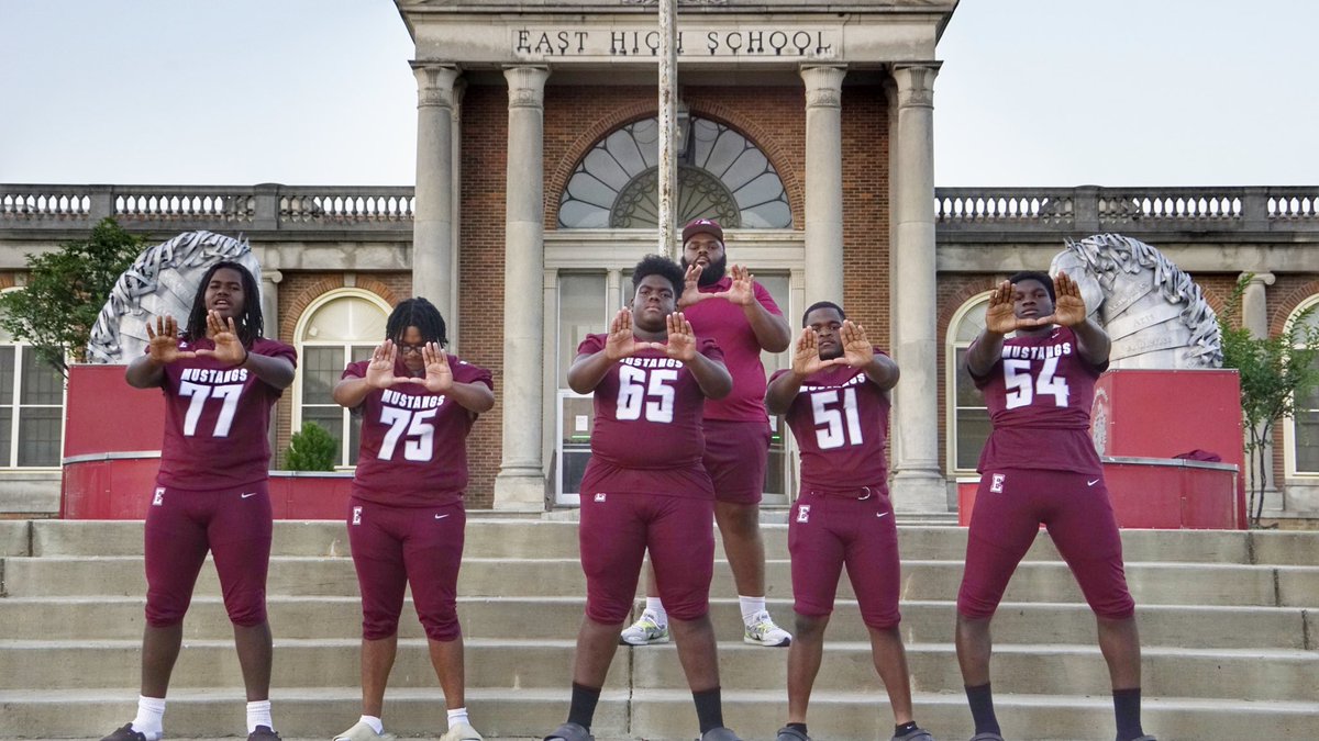 Greg Moore II tweet media