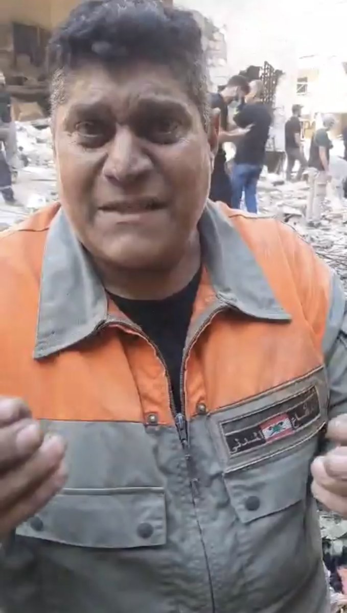 بكل مصيبة موجود البطل يوسف❤️
تعبنا نقلو شكرا قدما كان في شكرا من ال٢٠١٩ لليوم
الله يحمي هيك ناس