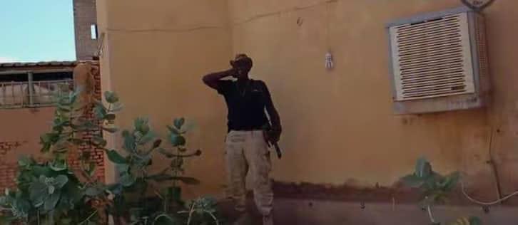 DarfurPost's tweet image. رفع الآذان من داخل مسجد أنصار السنة بحي اللاماب بعد تحرير المنطقة من المرتزقة.

#دارفور_بوست