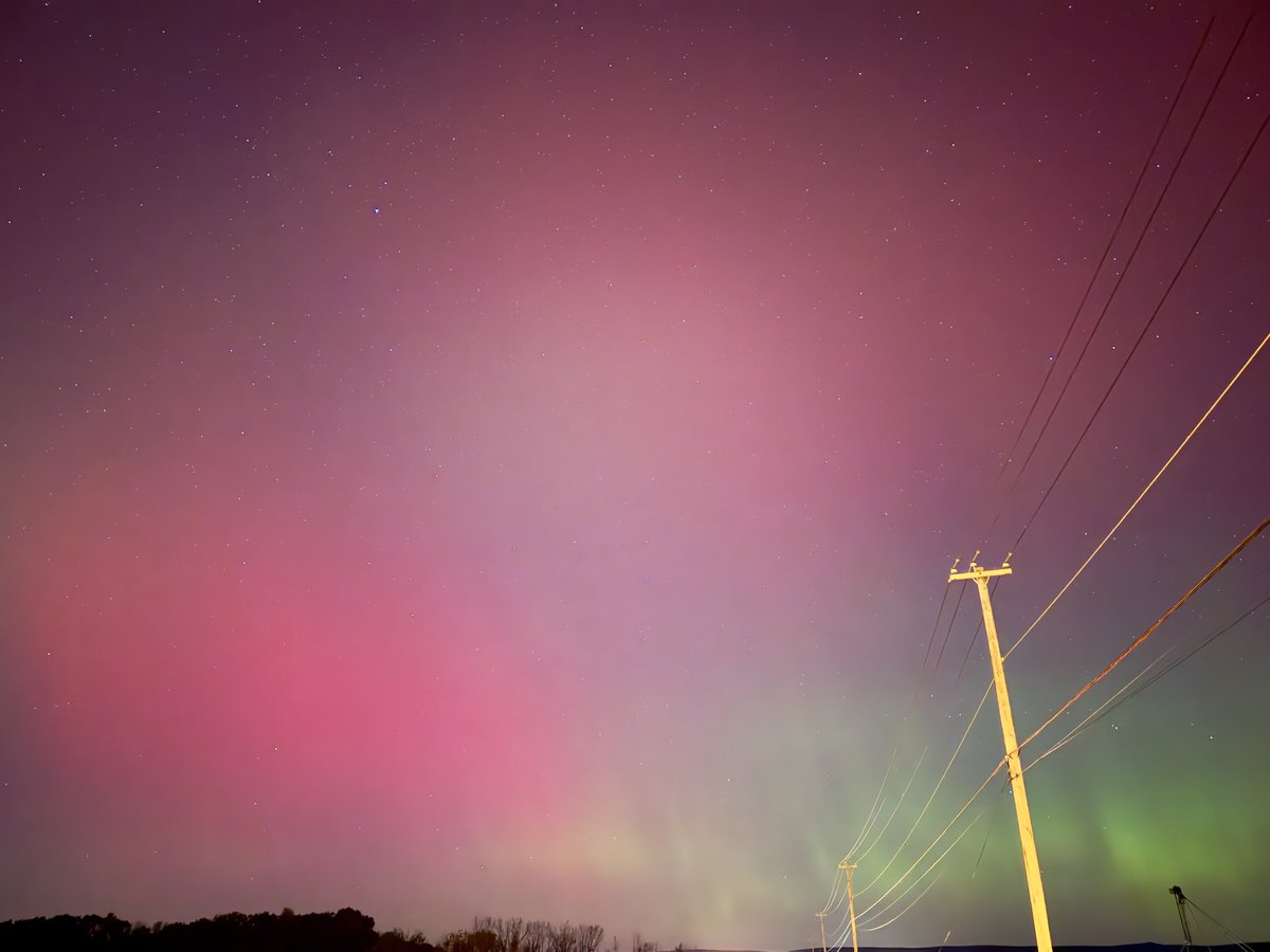 raj_sivakumar's tweet image. Lehigh valley of Pennsylvania #aurora  #auroraborealis