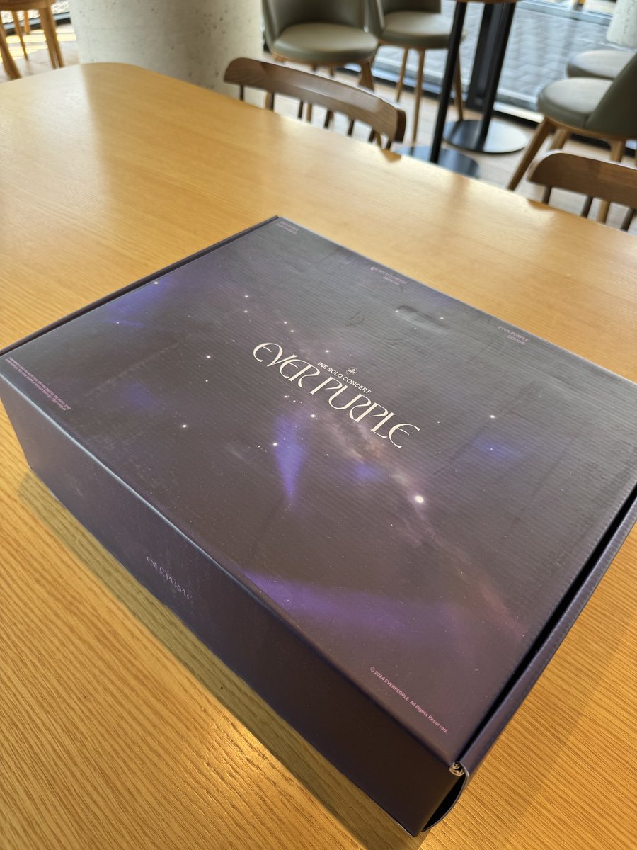 <EVER PURPLE> 아이네님이 
보내주신 선물이 왔다 🕊️💜 

행복한 콘서트였습니다