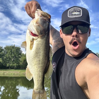 connorsisson75's tweet photo. #NewProfilePic https://t.co/0uT9XabRtA
