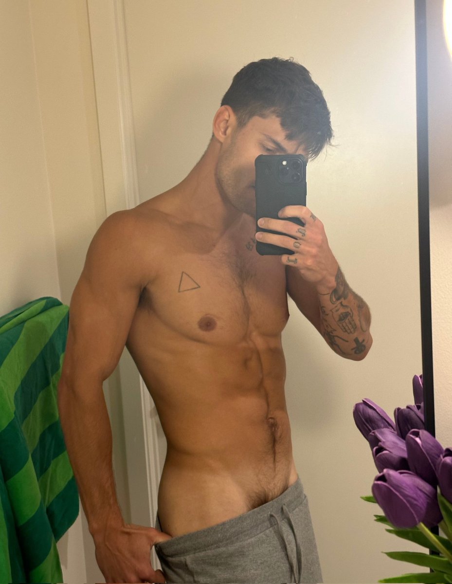 Dive Deep into Dylan Geick's Private World - OnlyFans Exposed