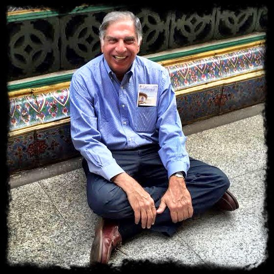 sshailu6's tweet photo. We all admire Ratan Tata’s humility, vision, and kindness. But how often do we practice these in our own lives? Imagine the impact if we each embodied even a fraction of his qualities. My tribute to a true legend. 🙏 https://t.co/D1INzg4hnw