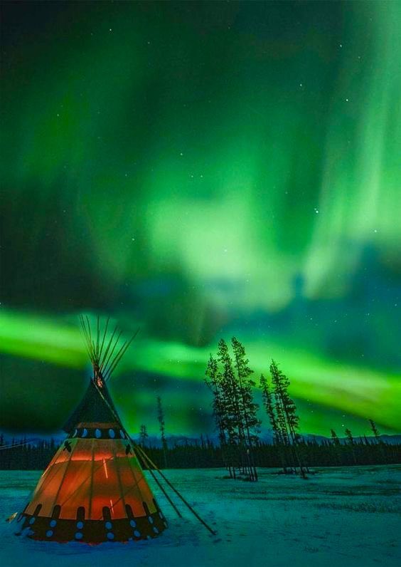 So, the Lakota believe the Northern Lights are the spirits of future generations waiting to be born. Baby girls birthed beneath such glowing emerald majesty were gifted the name maȟpíya tȟaŋíŋ — Aurora. ✨✨
