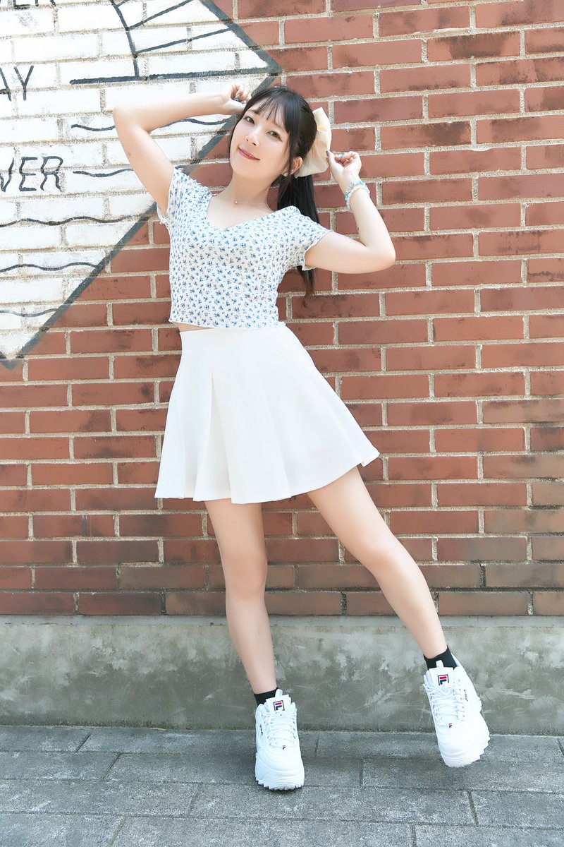 ayaka_tr12's tweet photo. 晴れだね☀️.°

photo by @relaxhisa 

#ポートレート #被写体 #少しでもいいなと思ったらRT #ポニーテール https://t.co/PIn9W3U6M2