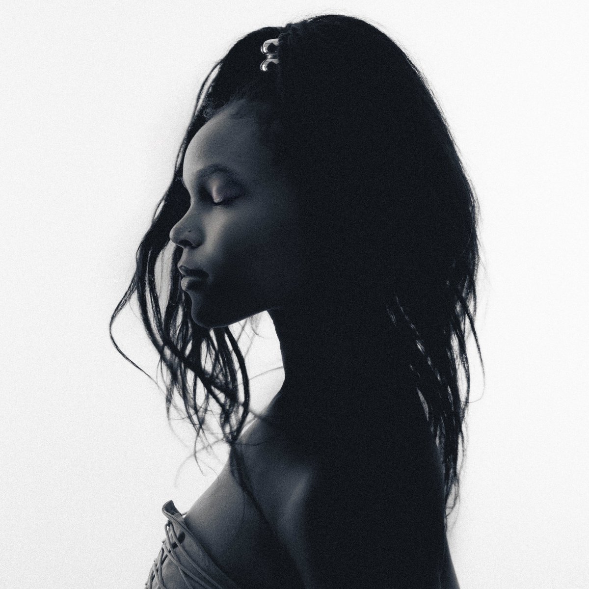 amariamcgee's tweet image. my debut album is out!!!!!! go listen and tell me ur fav!!!! symphony.to/amaria/free-fa…