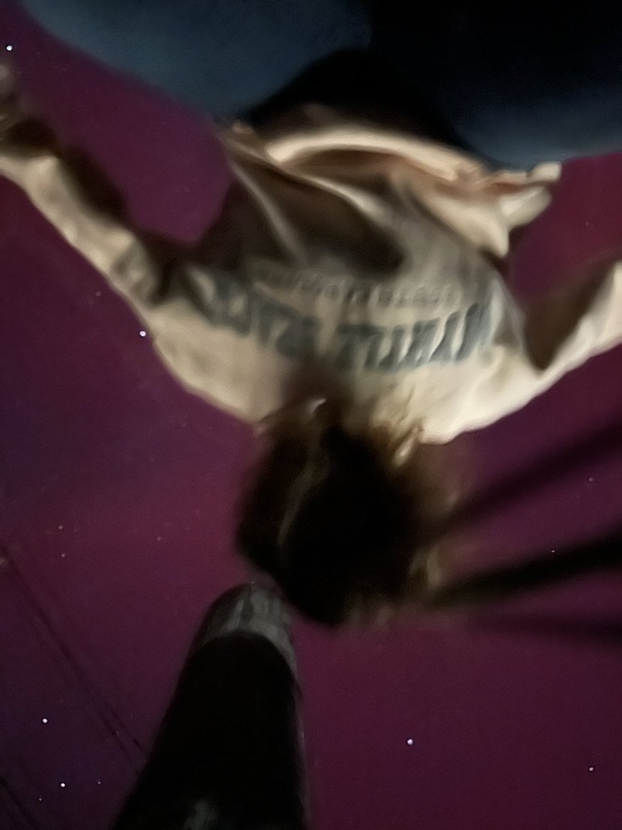 DelphiDaeVT's tweet photo. More northern lights tonight and a cryptic reveal of me dropping my phone into the grass 🌌😅 https://t.co/CsJUzu6GUu