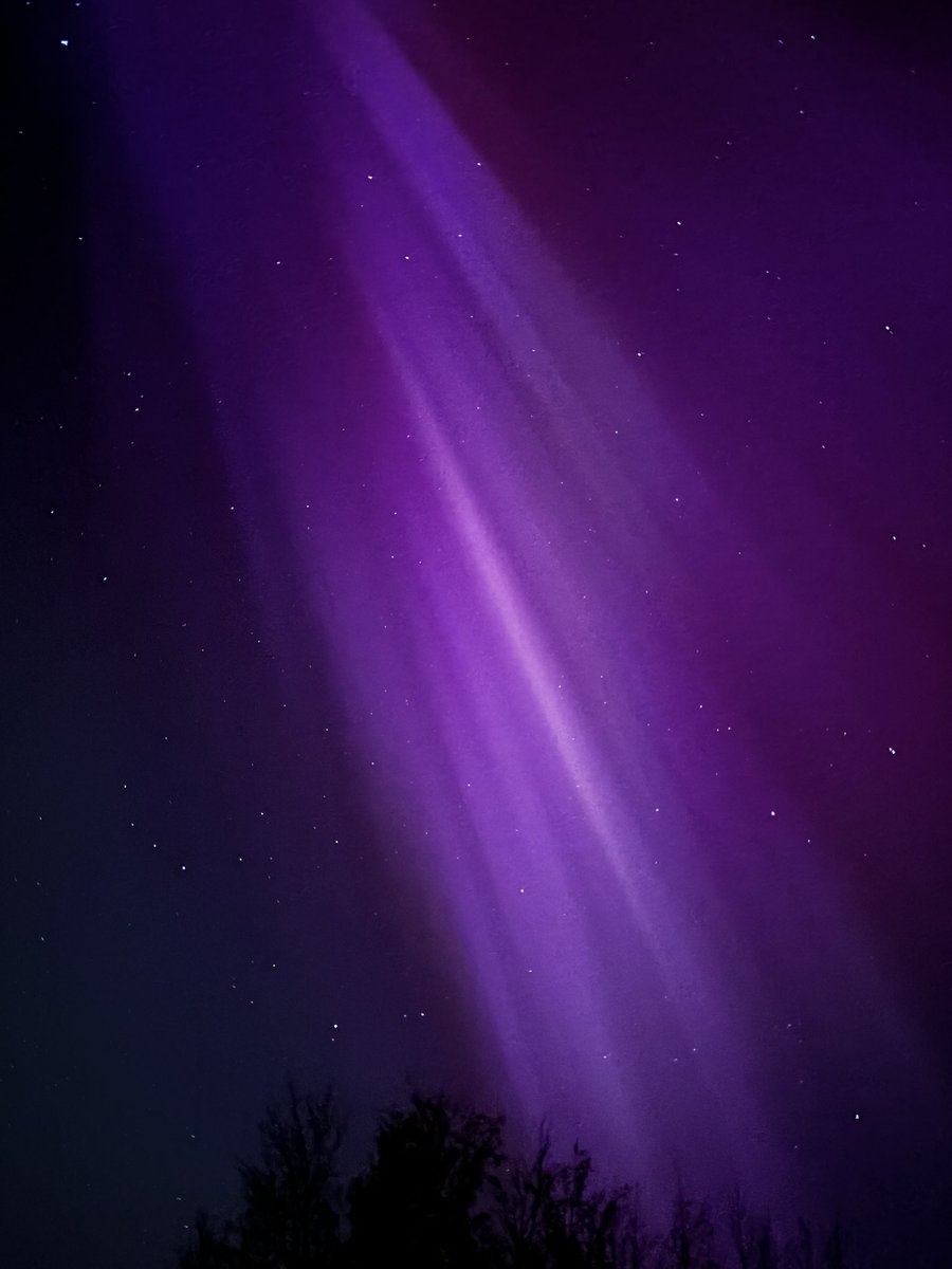 robjhenry's tweet photo. #northernlights. LaGlace,AB https://t.co/BBe8xCzNf3