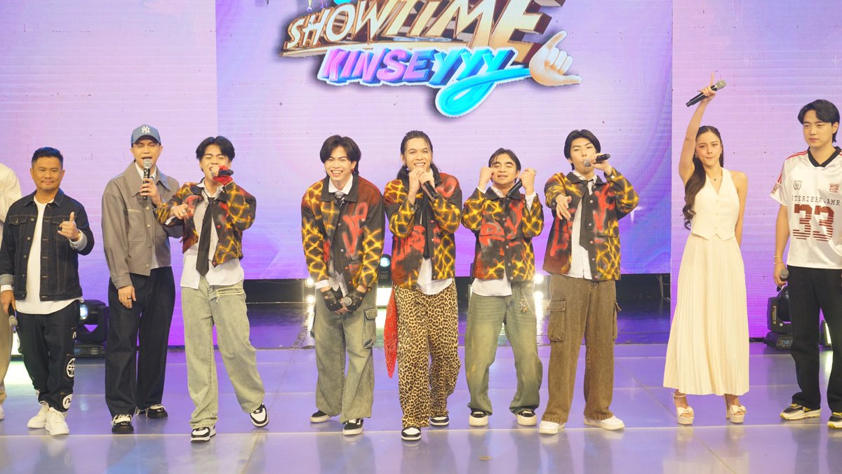 itsShowtimeNa's tweet photo. ☀️ Welcome back to It’s Showtime, WRIVE!

#ShowtimeTodeyyy 
Follow and subscribe here: 
https://t.co/Gs3IAXU5tb https://t.co/aqu06jat1W