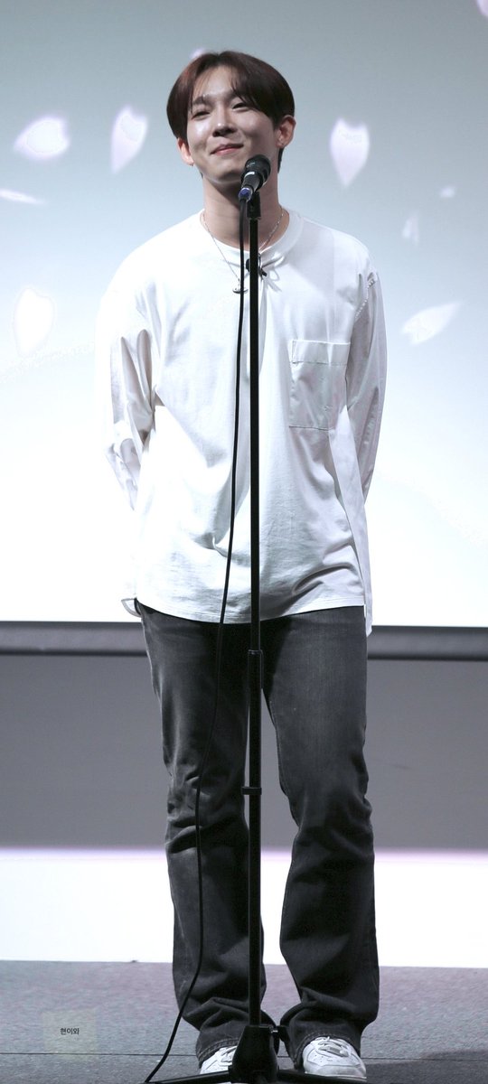 hiw510's tweet photo. 241010 Re-vive 콘서트
#남태현 #namtaehyun 
#Re-vive콘서트 
#전북특별자치도정신건강복지센터
#전주혁신도시복합문화센터 https://t.co/pveu3nDzsA