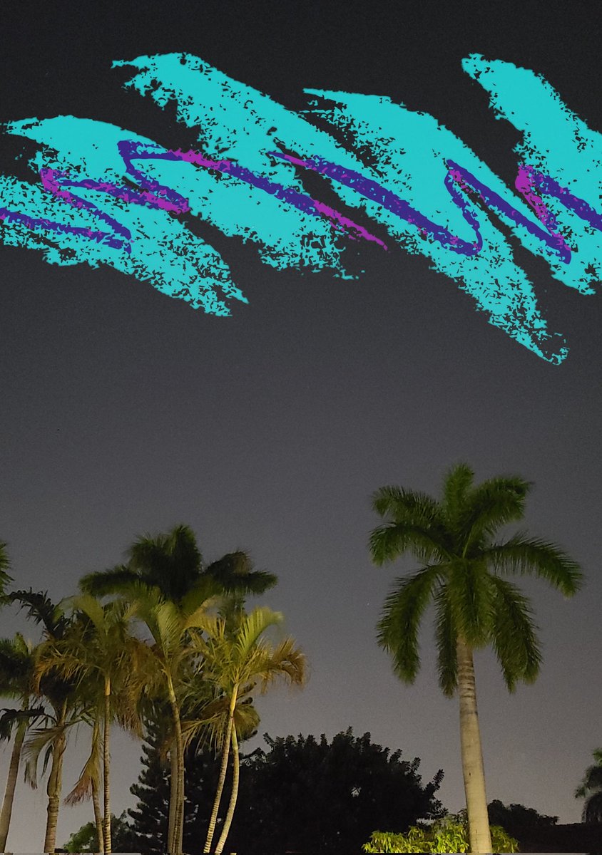 Went outside to see for myself what everyone is hyping up...

Aw yes, truly a magnificent sight to behold.

#northernlights #Auroraborealis