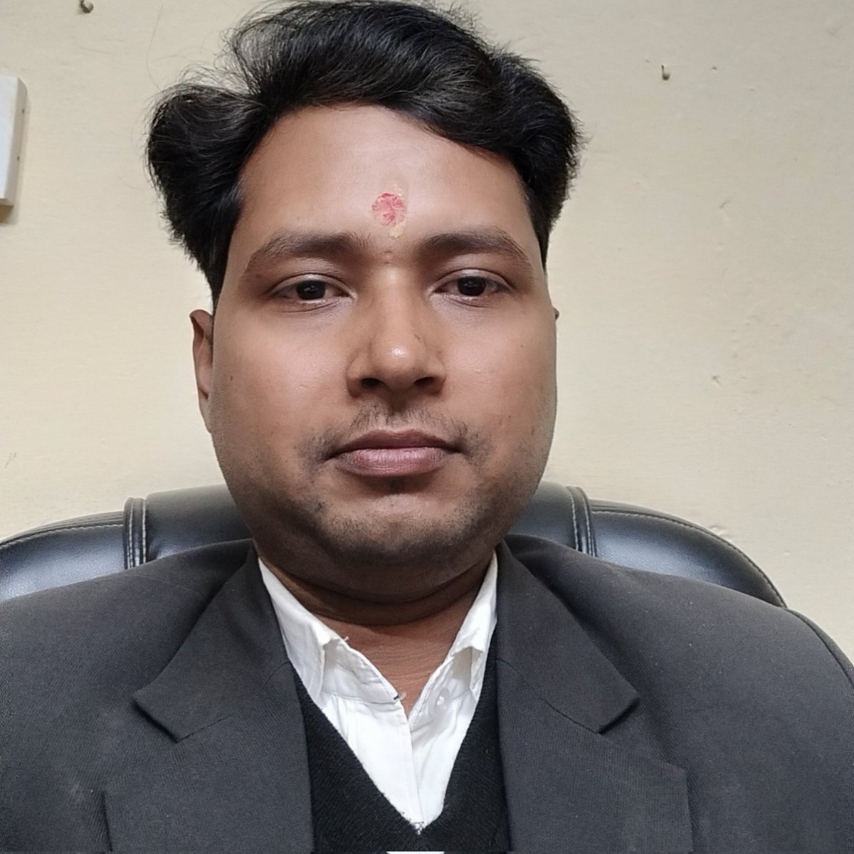 PRASHANTBscpLko's tweet photo. #NewProfilePic https://t.co/RU7YF8DqTw