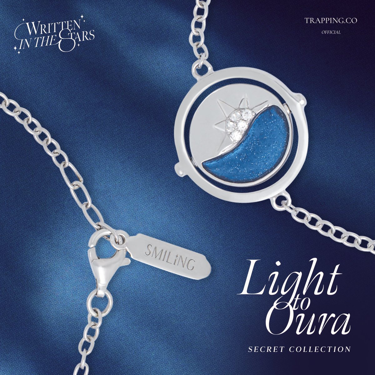 Trapping_co's tweet image. 🌌สร้อยข้อมือ Secret Collection : ☀️Light -to- Oura ⭐️

👀ความพิเศษของสร้อยข้อมือชิ้นนี้ นอกจากสลับเปลี่ยนด้านได้แล้ว ยังมีแท็กน่ารัก ๆ สลักคำว่า Smiling และ Ormlette ดวงดาวของเจ้าความรักที่พี่หลิงและน้องออมตั้งให้ทุกคนด้วย✨

#TrappingxLingOrm 
#WrittenInTheStars