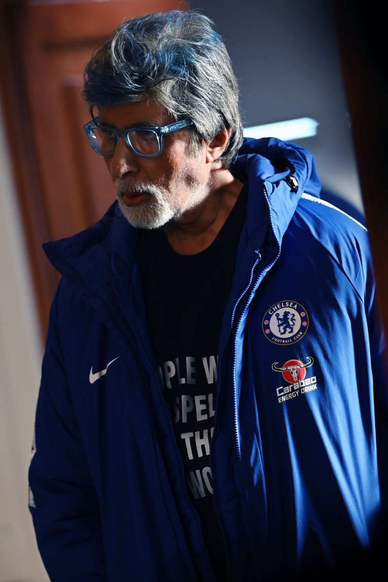 PLforIndia's tweet image. Happy Birthday to the True Blue and Bollywood legend, Amitabh Bachchan 💙

@SrBachchan | @ChelseaFC