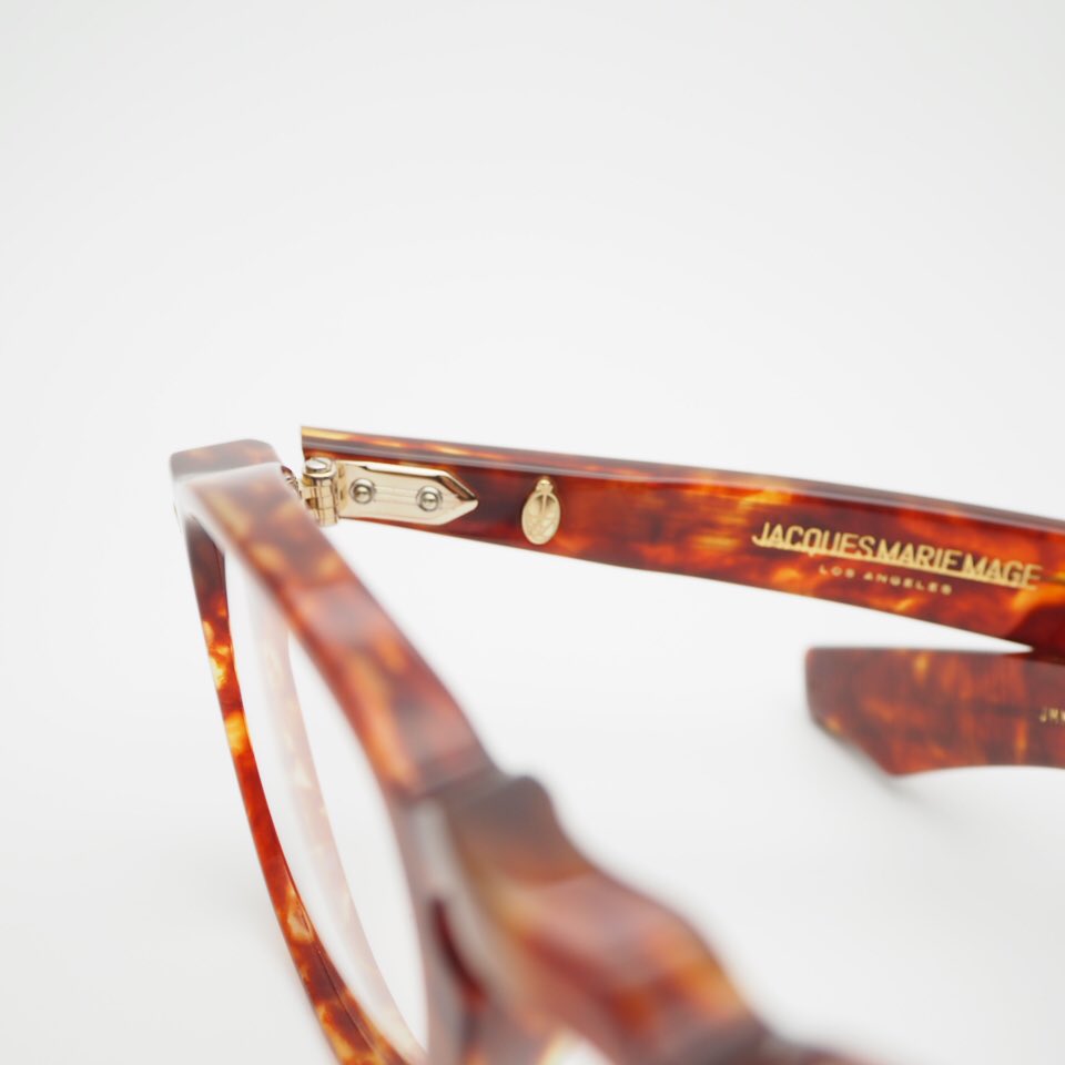 JACQUESMARIEMAGE (ジャックマリーマージュ)よりZEPHIRIN の47サイズが入荷しております。
ぜひ店頭にてお試しください👓