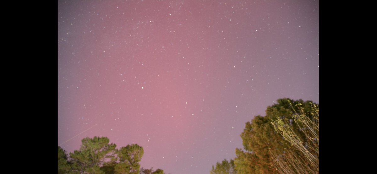 Austin_Huff59's tweet image. Solid showing of the Aurora tonight here in Dahlonega, GA                                               @NWSAtlanta @spacewxwatch @spann