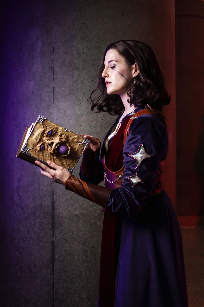 "A rough read indeed.... I'll give it my undivided attention at a more appropriate time"  
Photography by <a href="/Tonyphoto_24/">Tone.y. photos</a>
Shot at <a href="/comicconla/">Los Angeles Comic Con</a>
Costume &amp; Necromancy of Thay by me   #wizardofwaterdeep #bg3 #bg3cosplay #baldursgate3 #dnd <a href="/larianstudios/">Larian Studios</a> <a href="/Wizards_DnD/">Dungeons & Dragons</a> #gale #galedekarios