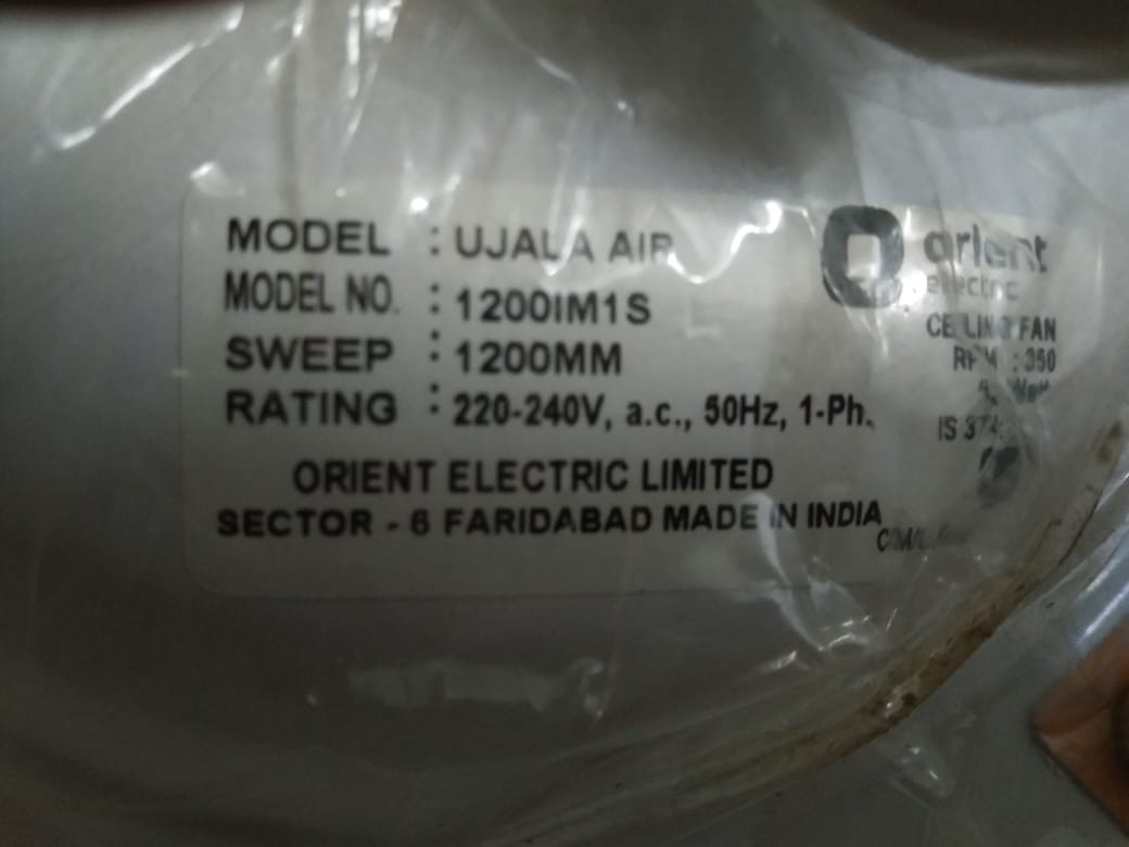 TheIndianind's tweet photo. @Flipkart @flipkartsupport 
Instead of 3 Star Candes Star fan we received a 1 star Orient Company fan. We initiated return and refund but it was rejected, they shown that as seller fault.
Take immediate action in this regard. https://t.co/ooY3Kvyesx