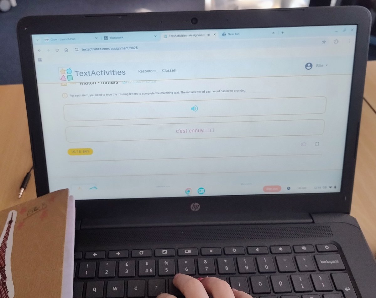 Holy Cross Modern Languages tweet media