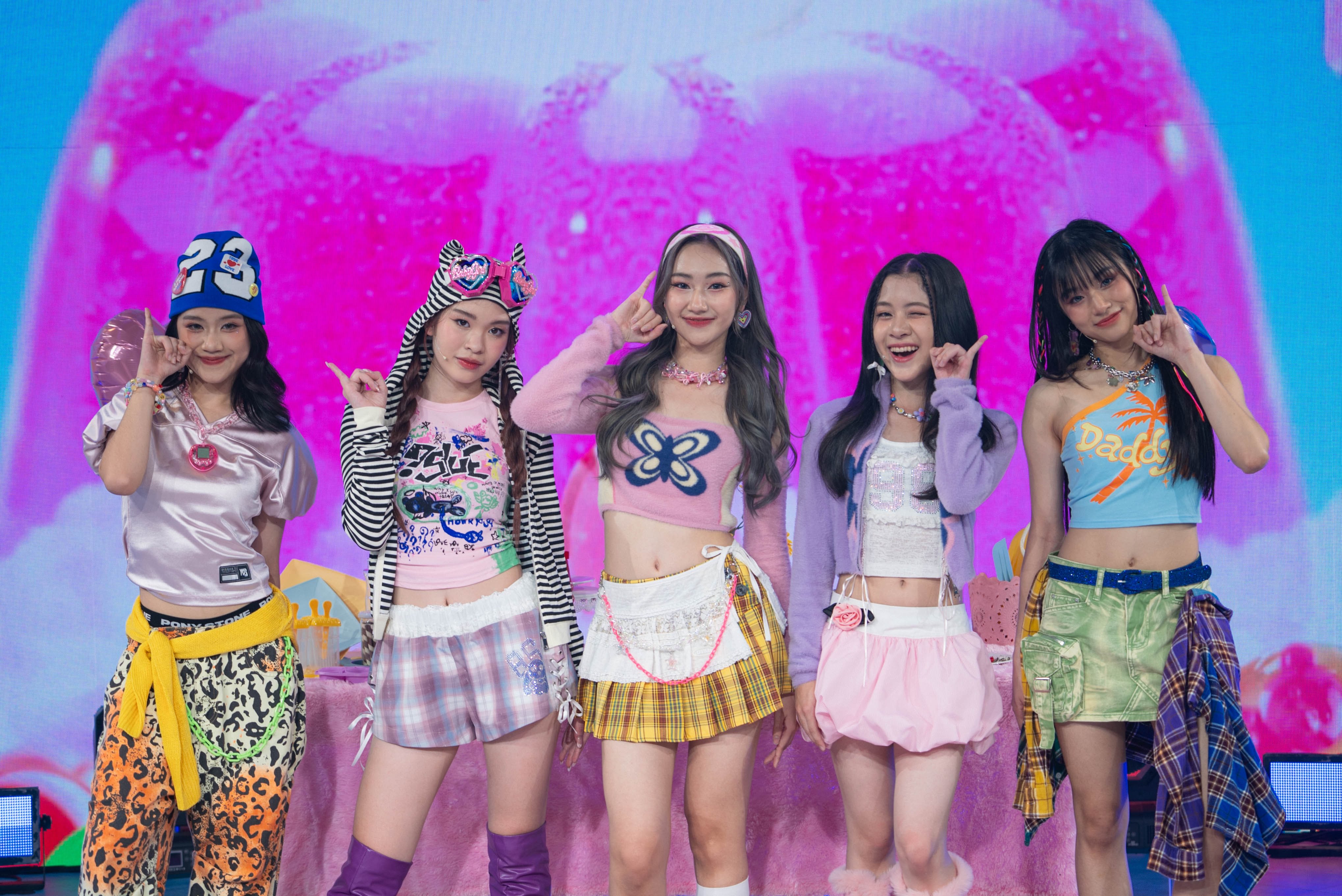 GZlf-EIbkAA6aDT?format=jpg&name=4096x4096