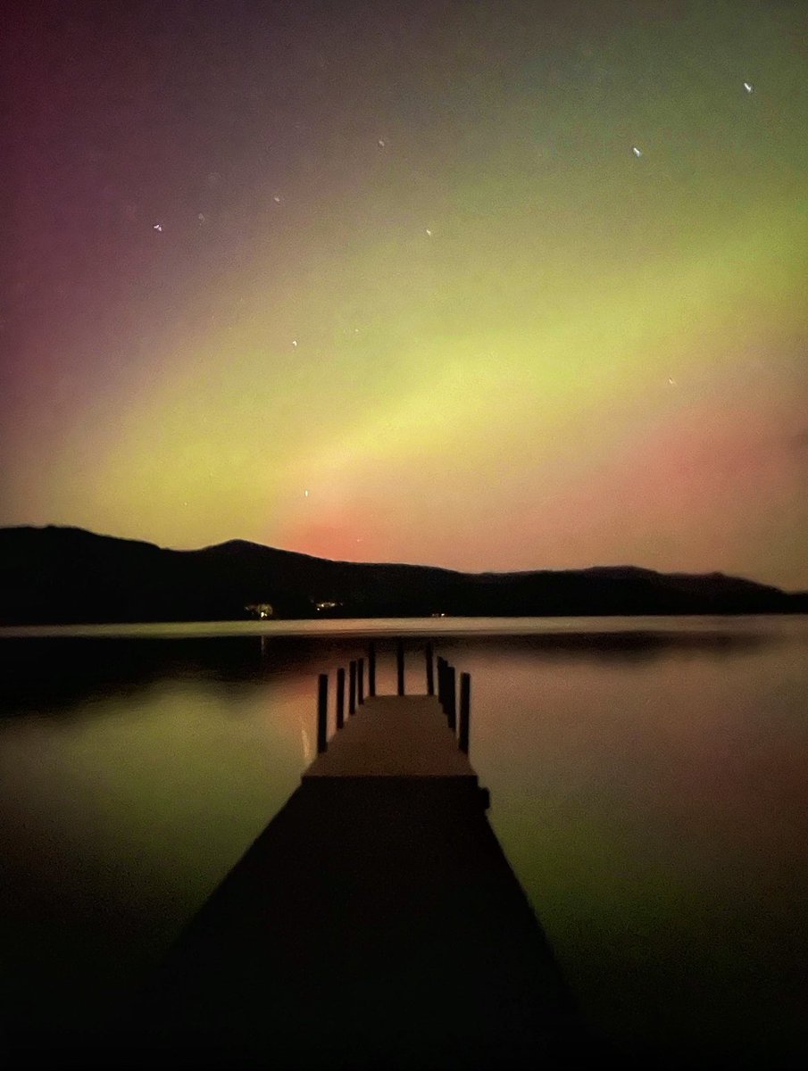 OMG! OMG! Aurora over Ashness jetty Derwentwater last night was insane.