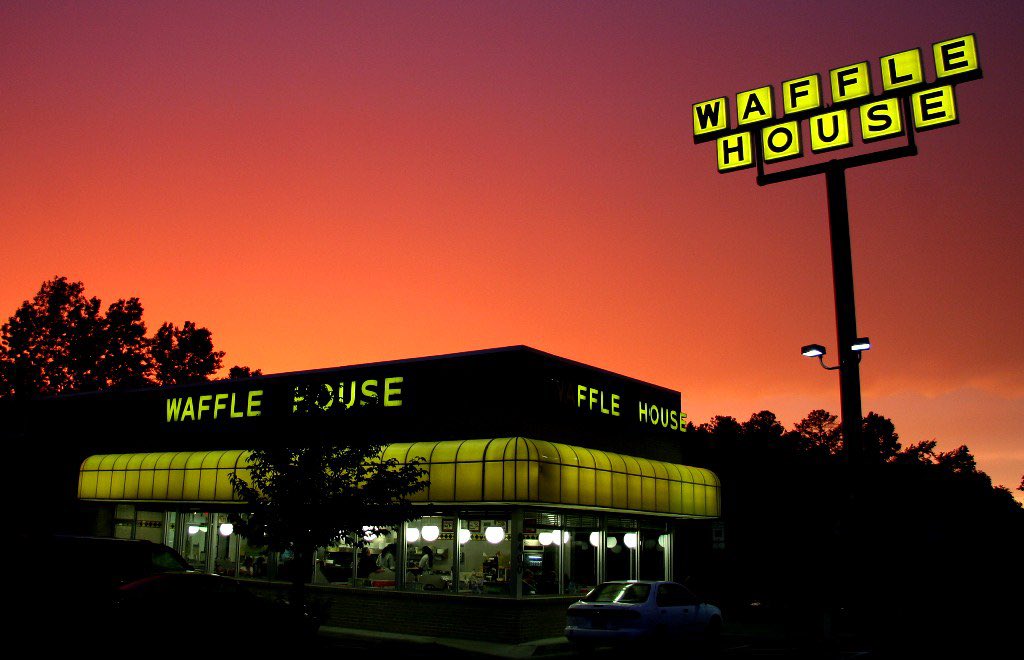 Chris_Oven's tweet image. Yeah the northern lights are cool but have you ever seen the southern lights??