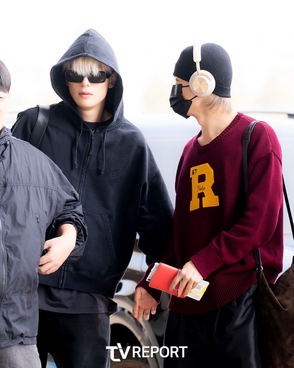 SM_NCT's tweet photo. [PRESS] 241011 #NCT127 at Gimpo International Airport heading to Tokyo, Japan for the SBS INKIGAYO LIVE in TOKYO

#JAEHYUN &amp; #MARK https://t.co/drZoixQOZy