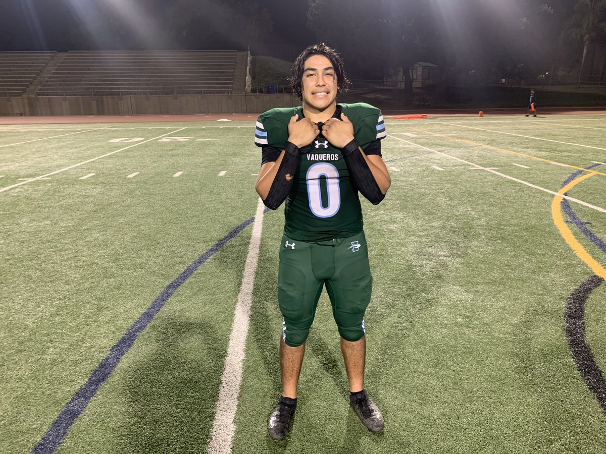 OC Sports Zone (@ocsportszone) on Twitter photo IRVINE RUNNING BACK BRANDON FIGUEROA HAD SIX TOUCHDOWNS, TWO ON LONG KICK-OFF RETURNS TO LEAD IRVINE TO A 57-24 IOTA LEAGUE VICTORY OVER CANYON THURSDAY NIGHT. HE SET THE INDIVIDUAL GAME IRVINE SCORING RECORD.
Photo: Tim Burt, OC Sports Zone <a href="/OCSportsZone/">OC Sports Zone</a> <a href="/VaqueroFootball/">Irvine Vaqueros</a> IRVINE RUNNING BACK BRANDON FIGUEROA HAD SIX TOUCHDOWNS, TWO ON LONG KICK-OFF RETURNS TO LEAD IRVINE TO A 57-24 IOTA LEAGUE VICTORY OVER CANYON THURSDAY NIGHT. HE SET THE INDIVIDUAL GAME IRVINE SCORING RECORD.
Photo: Tim Burt, OC Sports Zone <a href="/OCSportsZone/">OC Sports Zone</a> <a href="/VaqueroFootball/">Irvine Vaqueros</a>