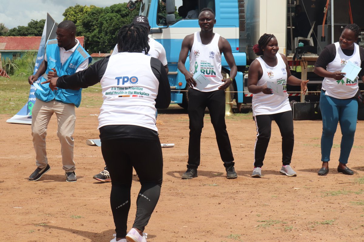 TpoUg's tweet photo. @TpoUg field team in #YumbeDistrict mobilized partners for the #MentalHealthRun in commemoration of #WorldMentalHealthDay2024 #WMHD24 in #BidiBidiRefugeeSettlement. Beyond the run, participants were equipped with basic #StressManagement techniques #30YearsofTransformingLives https://t.co/zAFvAPyuVx