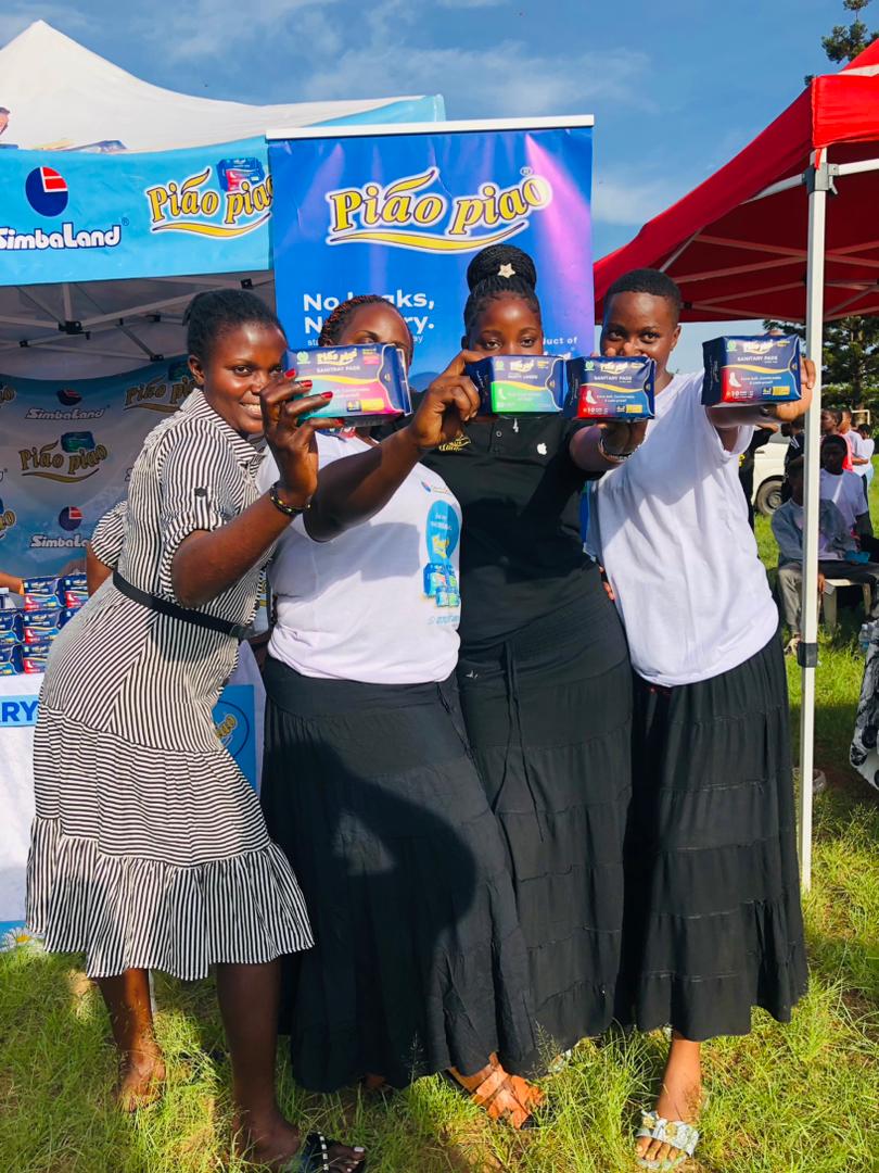 SimbalandH's tweet photo. Uganda martyrs high school Lubaga students said yes to piao piao sanitary pads #RatanTata #PRETTY_GIRL_JENNIE #Milton https://t.co/gQ1sJFPM81