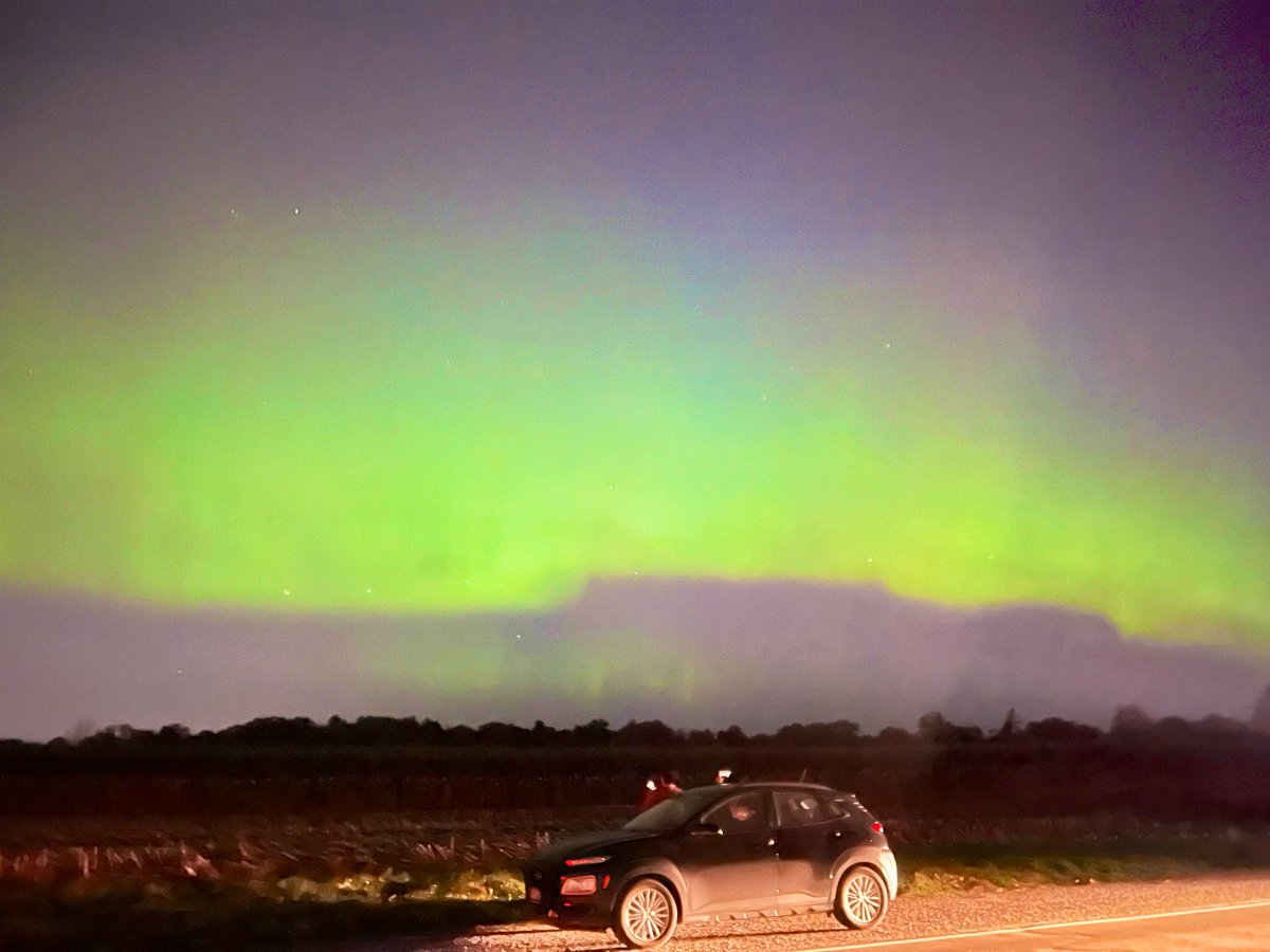 Aurora borealis in Toronto! 🌌