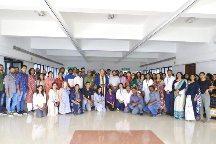 DinkarKV's tweet photo. It was an honour and privilege to take a lead in organising an event to celebrate #WorldMentalHealthDay along with business leaders, HR leaders and professionals in Tech. 
Gratitude to @ShashiTharoor Ji for engaging with the community on #WorkplaceWellbeing 

#WMHD2024 #WMHD https://t.co/ni6UJ1f3xR