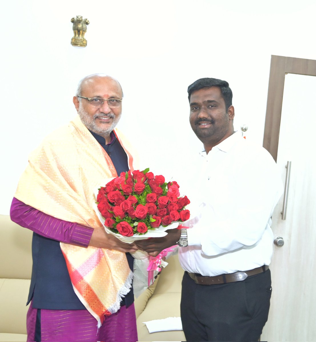 Dr.Govind Bhatane (@govindbhatane) on Twitter photo Warm welcome of Governor of Maharashtra Shri. C.P. Radhakrishnan sir 💐 at Jalna by Dr. Govind Bhatane & Adv. Mahesh Bhatane Director Dr.Bhatane's Chhaya Foundation.
<a href="/PMOIndia/">PMO India</a> <a href="/JPNadda/">Jagat Prakash Nadda</a> <a href="/maha_governor/">Governor of Maharashtra</a>
<a href="/CPRGuv/">CP Radhakrishnan</a> <a href="/CMOMaharashtra/">CMO Maharashtra</a> <a href="/Dev_Fadnavis/">Devendra Fadnavis</a> <a href="/cbawankule/">Chandrashekhar Bawankule</a>
#governor
#Maharashtra Warm welcome of Governor of Maharashtra Shri. C.P. Radhakrishnan sir 💐 at Jalna by Dr. Govind Bhatane & Adv. Mahesh Bhatane Director Dr.Bhatane's Chhaya Foundation.
<a href="/PMOIndia/">PMO India</a> <a href="/JPNadda/">Jagat Prakash Nadda</a> <a href="/maha_governor/">Governor of Maharashtra</a>
<a href="/CPRGuv/">CP Radhakrishnan</a> <a href="/CMOMaharashtra/">CMO Maharashtra</a> <a href="/Dev_Fadnavis/">Devendra Fadnavis</a> <a href="/cbawankule/">Chandrashekhar Bawankule</a>
#governor
#Maharashtra