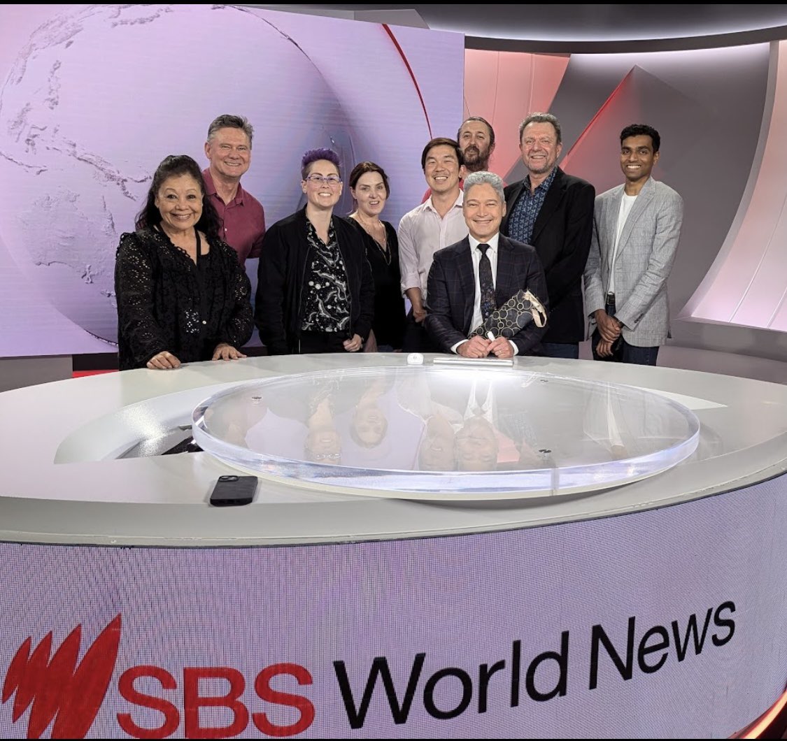 Anton Enus (@antonenus) on Twitter photo And just like that it was 25 years since I first had the privilege of sitting in the presenter’s chair at <a href="/SBSNews/">SBS News</a>. These are some of the gorgeous and talented people I work with. And just like that it was 25 years since I first had the privilege of sitting in the presenter’s chair at <a href="/SBSNews/">SBS News</a>. These are some of the gorgeous and talented people I work with.