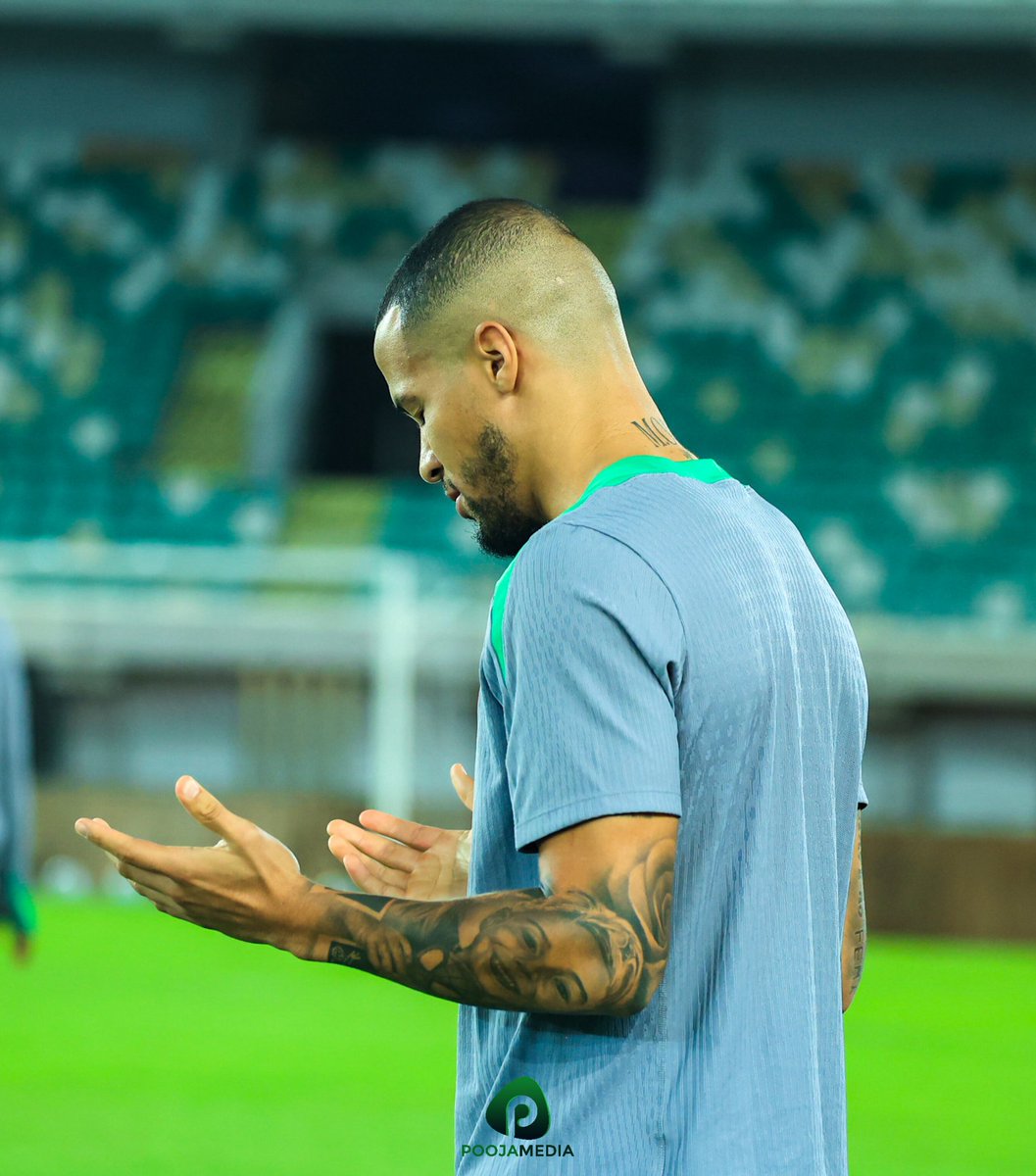 It's Matchday, but first, let's pray 🙏🏻