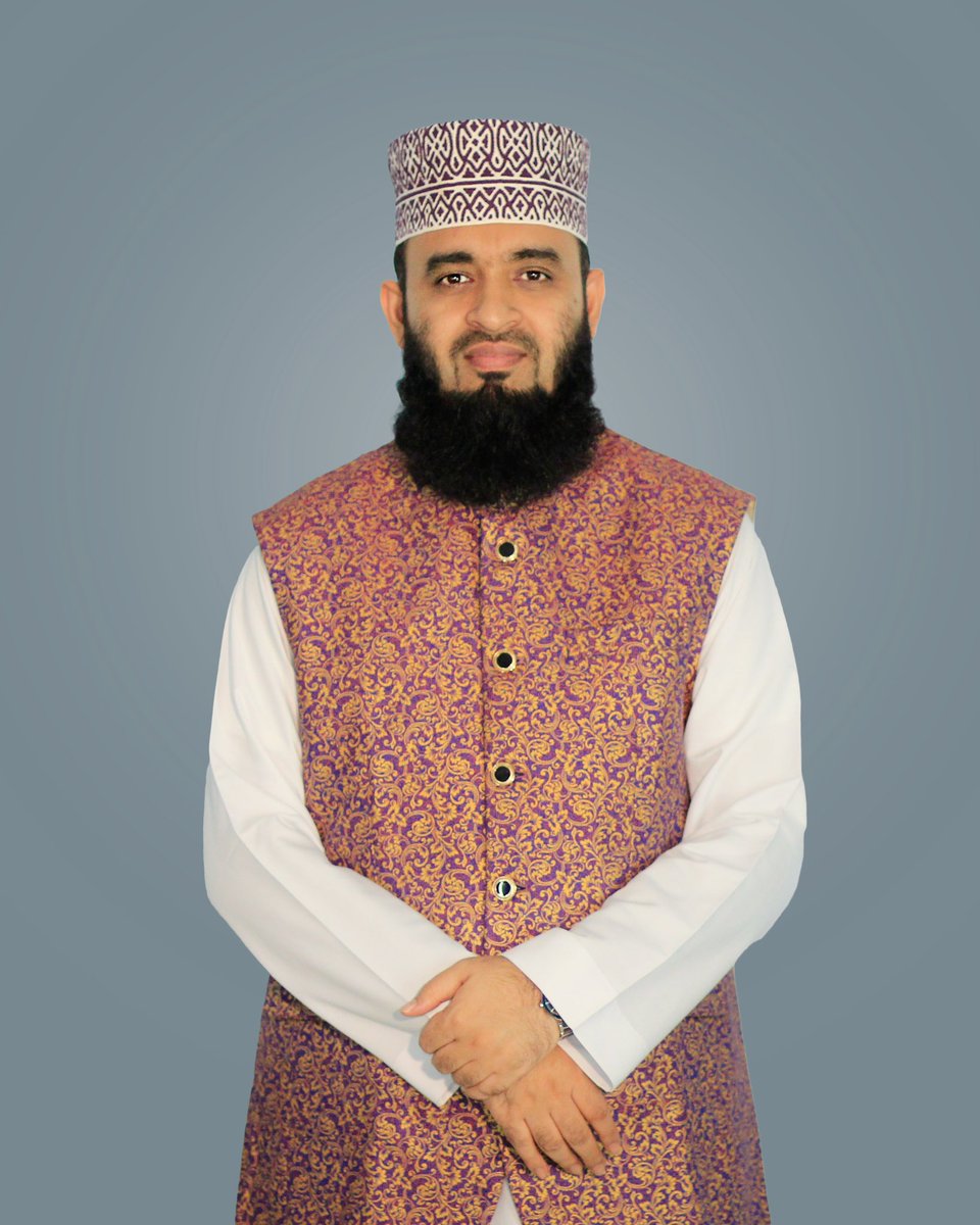 দীর্ঘ পাঁচ বছর পর সংক্ষিপ্ত সফরে দেশে এসেছিলাম। বেশীর ভাগ সময় পরিবারের সাথেই কাটিয়েছি। এরই মাঝে বিভিন্ন ঘরানার আলিম-ওলামা ও শুভাকাঙ্ক্ষীদের নিয়ে একটি ক্লোজ মিট-আপ প্রোগ্রাম করেছিলাম। আলহামদুলিল্লাহ, সত্যিই সে-দিনটি বেশ উপভোগ্য ছিল। তবে শর্ট নোটিশে প্রোগ্রামটি আয়োজনের কারণে
