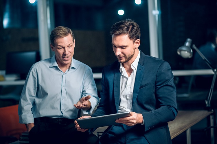 🔧 Business owners, this one's for you! 🔧

Protect your business with Shareholder and Partnership Protection. Ensure your company’s stability with our expert guidance.

👉 Read on: zurl.co/YLoj 

#BusinessProtection #ShareholderInsurance #AspireAdvisers
