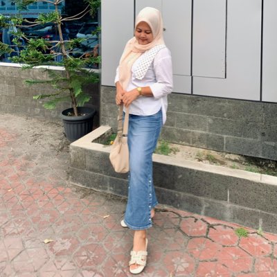 LinlinNhaSaif's tweet photo. #FotoProfilBaru https://t.co/Rxl8oDxYWl