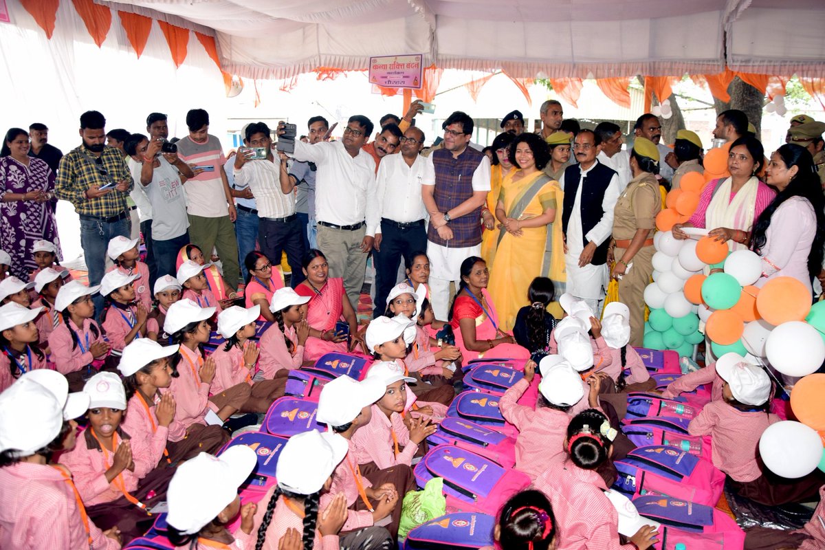 <a href="/CMOfficeUP/">CM Office, GoUP</a> <a href="/UPGovt/">Government of UP</a> <a href="/babyranimaurya/">Baby Rani Maurya(modi ka parivar)</a> <a href="/pratibhashukla0/">Pratibha Shukla</a> <a href="/ChiefSecyUP/">S.P. Goyal, Chief Secretary, GoUP</a> <a href="/MinistryWCD/">Ministry of WCD</a> <a href="/Annapurna4BJP/">Annpurna Devi</a> <a href="/ChandrakalaIas/">B Chandrakala IAS</a> #MissionShakti 5.0 #IGDC 
अंतराष्ट्रीय बालिका दिवस के अवसर पर बालिकाओं के सम्मान और सरंक्षण की प्रतिबद्धता को दोहराने हेतु <a href="/UPMahilaKalyan/">UP Mahila Kalyan</a> द्वारा समस्त जनपदों में आयोजित किया जा रहा #कन्यापूजन 

<a href="/CMOfficeUP/">CM Office, GoUP</a> <a href="/UPGovt/">Government of UP</a> <a href="/MinistryWCD/">Ministry of WCD</a> <a href="/Annapurna4BJP/">Annpurna Devi</a> <a href="/PMOIndia/">PMO India</a> <a href="/babyranimaurya/">Baby Rani Maurya(modi ka parivar)</a> <a href="/Mishr26/">Neeraj Mishra</a>