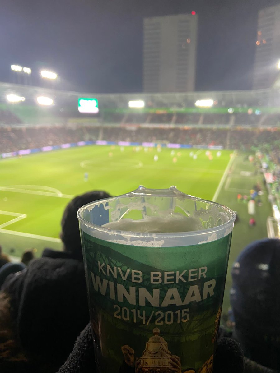bg_westerink's tweet photo. #FloodlightFriday
Stadion Euroborg - Groningen (NL)
08-02-2024 
🏆 - kwartfinale FC Groningen - Fortuna Sittard 4-3 na penalties https://t.co/ZmZ46cP2zw
