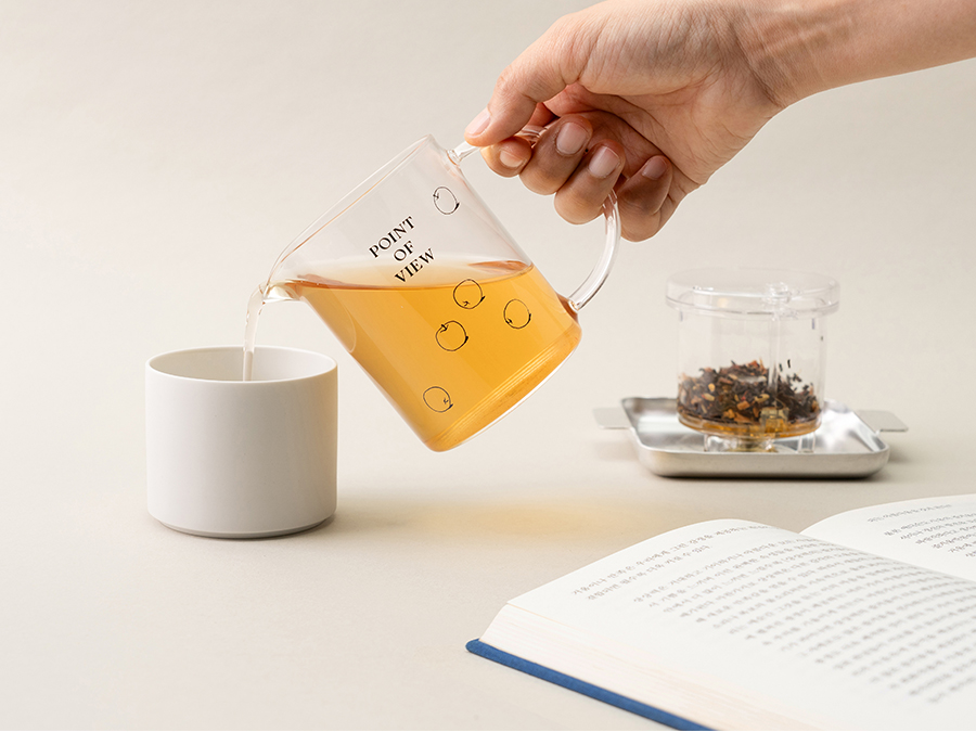 [예스24 X 포인트오브뷰] 
콜라보 굿즈 2차 라인업 : #티포트 ☕
가을은 독서의 계절! 이븐~하게 우러난 차와 함께!

👉콜라보 굿즈 더보기👉 ye4.kr/3NIxs

#RT + #팔로우 1분께 이 굿즈 보내드려요!
(10/30 타래로 당첨자 발표)