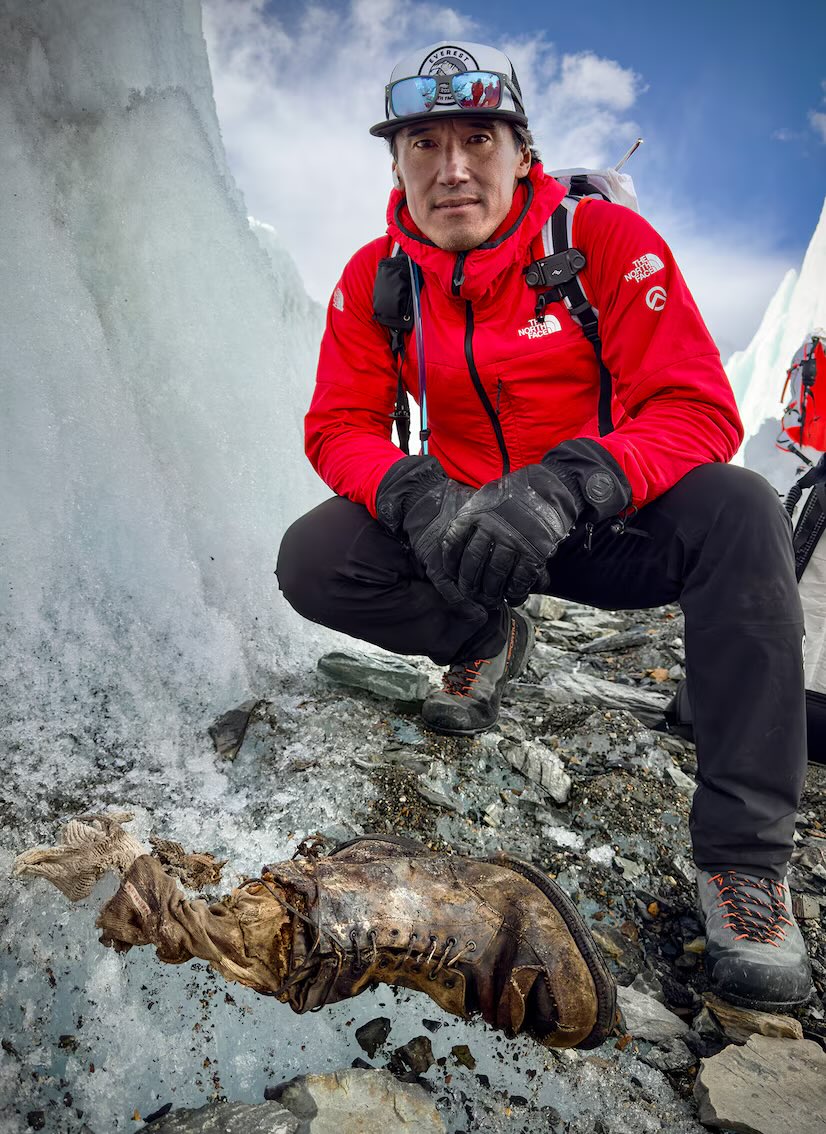 Ash Routen (@ashrouten) on Twitter photo Exclusive: Remains of Andrew 'Sandy' Irvine believed to have been found on Everest
Big news if confirmed via <a href="/NatGeo/">National Geographic</a> <a href="/jimkchin/">Jimmy Chin</a>
nationalgeographic.com/adventure/arti⦠Exclusive: Remains of Andrew 'Sandy' Irvine believed to have been found on Everest
Big news if confirmed via <a href="/NatGeo/">National Geographic</a> <a href="/jimkchin/">Jimmy Chin</a>
nationalgeographic.com/adventure/artiā¦