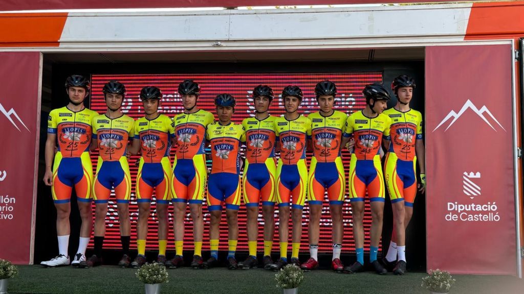 Julian Palomar Sanz (@palomarjulian) on Twitter photo El equipo cadete GD Llopis mira «ilusionado y motivado» la temporada 2025
<a href="/CCSVLlopis/">CC San Vicente</a>
<a href="/villaverde_joel/">Joel Villaverde</a>
<a href="/Raulgranados99/">Raul✖️</a> <a href="/jaimeemurcia_/">jaime🪢</a> <a href="/Aaronper_/">Aarón🇪🇸</a>
<a href="/fciclismocv/">fccv</a>
alicanteconelplatogrande.com/2024/10/11/el-… El equipo cadete GD Llopis mira «ilusionado y motivado» la temporada 2025
<a href="/CCSVLlopis/">CC San Vicente</a>
<a href="/villaverde_joel/">Joel Villaverde</a>
<a href="/Raulgranados99/">Raul✖️</a> <a href="/jaimeemurcia_/">jaime🪢</a> <a href="/Aaronper_/">Aarón🇪🇸</a>
<a href="/fciclismocv/">fccv</a>
alicanteconelplatogrande.com/2024/10/11/el-…