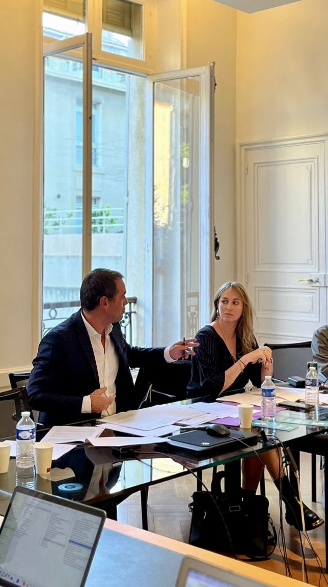 Hier, s'est déroulée notre formation dédiée à la communication des avocats à la Maison de l'Avocat à MARSEILLE.

Nous vous remercions d'être venus aussi nombreux à cette première formation organisée par votre syndicat depuis la rentrée 2024 ! 🍾