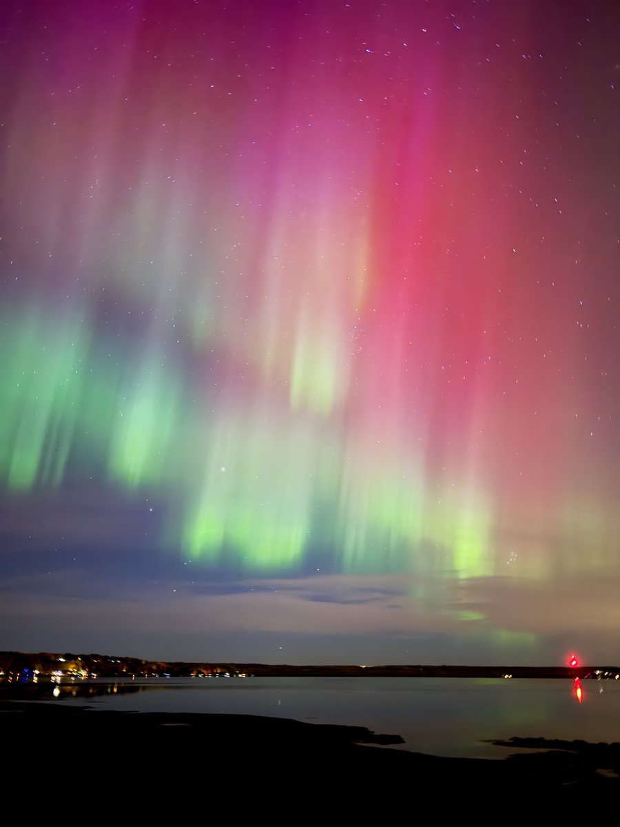 David Dodge (@daviddodgeyeg) on Twitter photo <a href="/CBCradiotara/">tara mccarthy 🙋🏼♀️</a> Aurora Borealis at Seba Beach last night - Stunning🤩 <a href="/CBCradiotara/">tara mccarthy 🙋🏼♀️</a> Aurora Borealis at Seba Beach last night - Stunning🤩