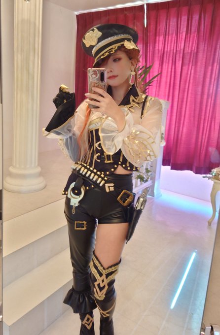 Twitterのコスプレ画像16